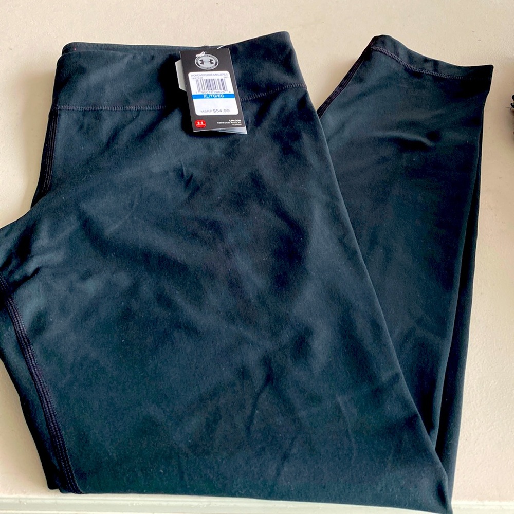 Under Armor women’s workout leggings size XL